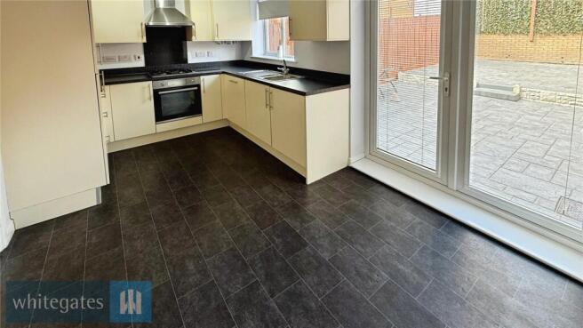 3 bed Terraced to rent Image 8