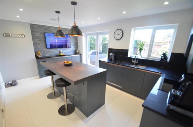 Re-fitted Breakfast Kitchen