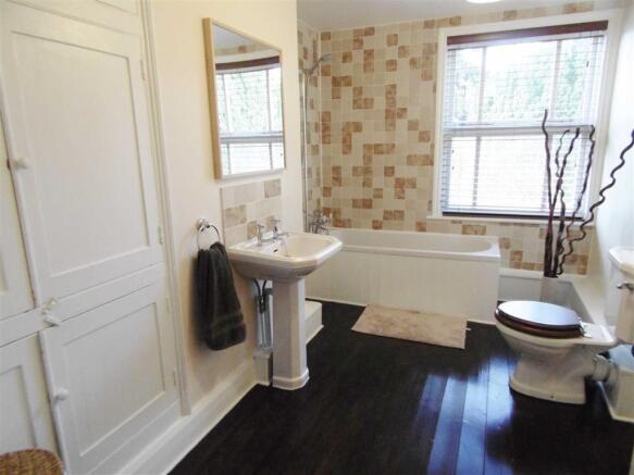Family bathroom