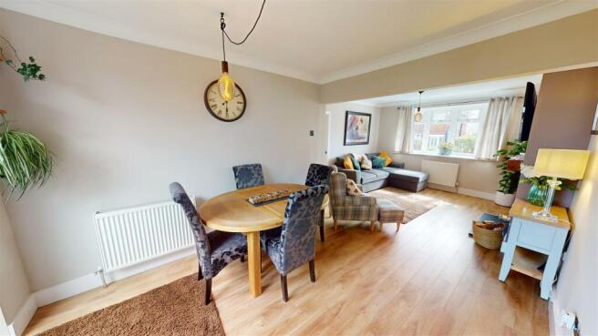 Greenhill Road - Dining Area