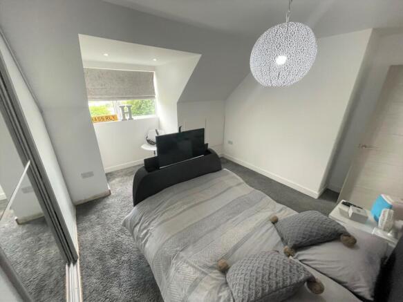BEDROOM 3B