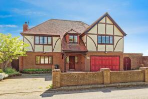 Toad Hall, Monkton Road, Minster CT12 4EF