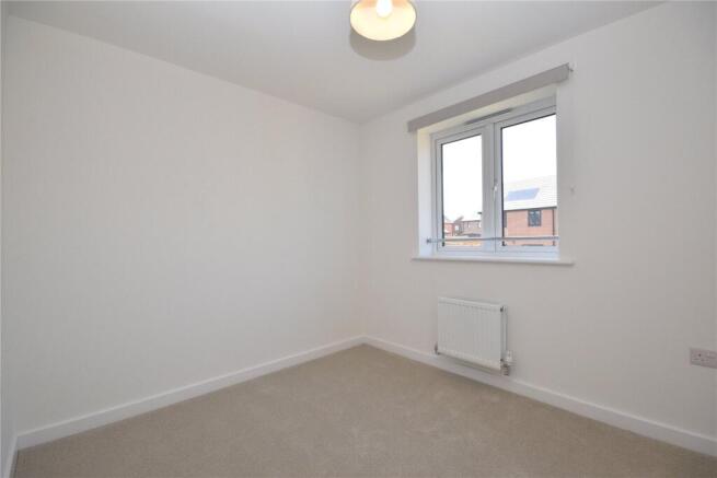 3 bed Semi-Detached to rent Image 9