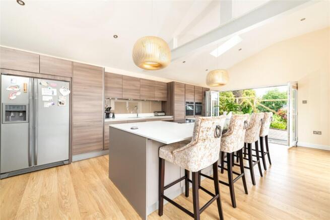 Kitchen/Breakfast Rm