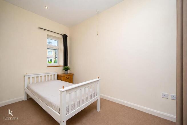 3 bed Terraced for sale Image 8