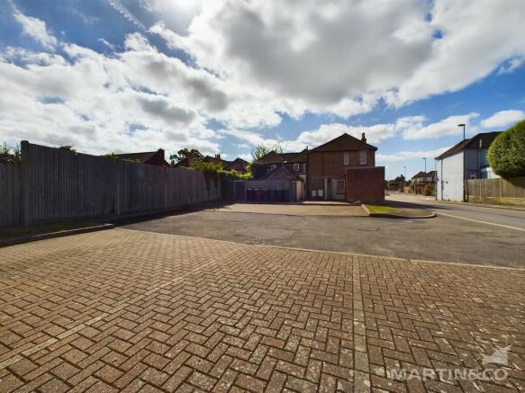 CAM02456G0-PR0092...