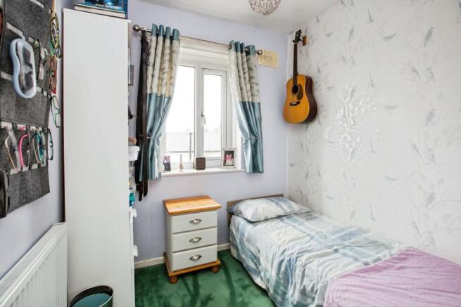3 bed Semi-Detached for sale Image 10