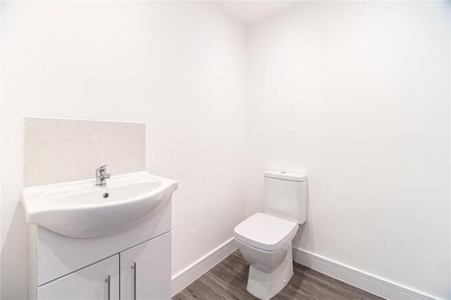 3 bed Terraced for sale Image 6