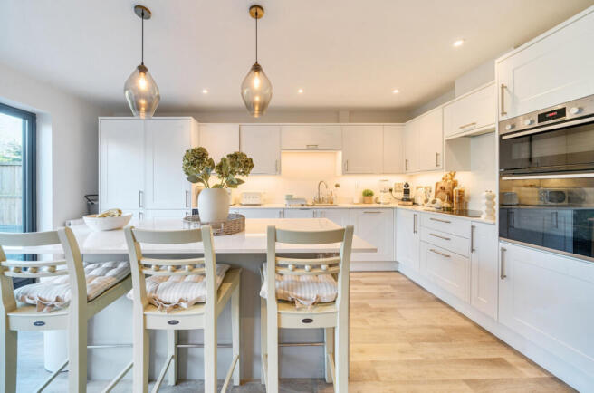 1428793-17-69bc24...