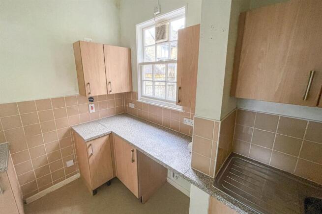 Flat 3 4 Fountain Buildings, Walcot, Bath BA1 5DU 