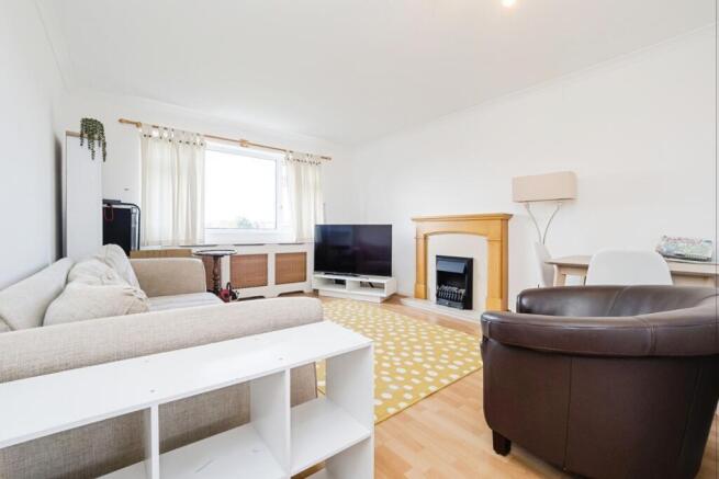 28 Barnes Court, Durham Avenue, Woodford Green, IG8 7NJ