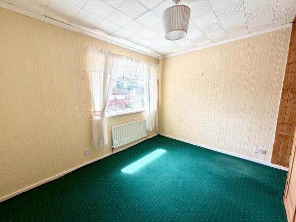 3 bed Semi-Detached for sale Image 10