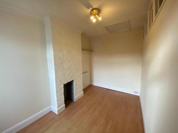 15 Bell Street - second bedroom.jpg
