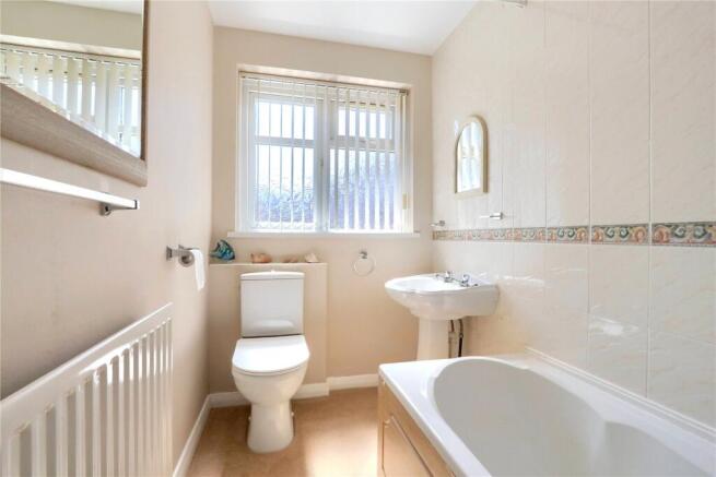 2 bed Bungalow for sale Image 12