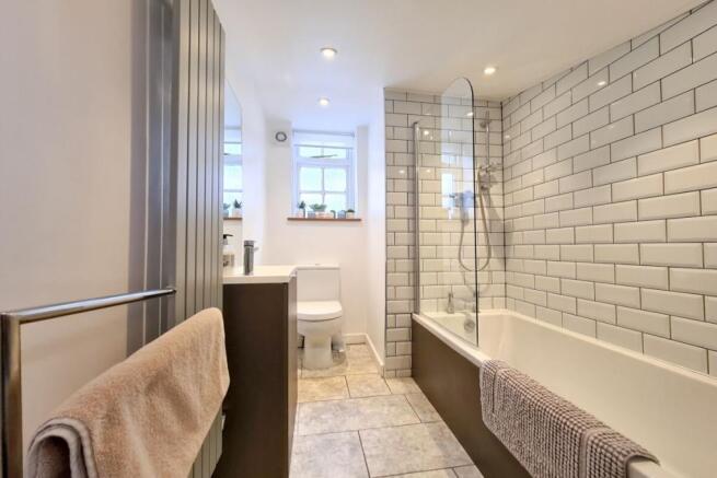 Bathroom / WC
