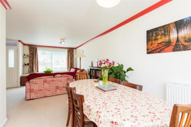 24 Harcourt Close-19.jpg