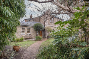 24, Model Cottages, East Sheen, London SW14 7PH