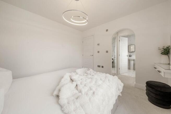 3 bed Detached for sale Image 12