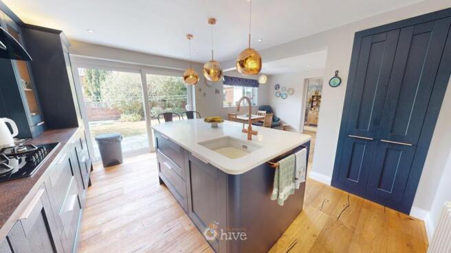 3 bed Detached for sale Image 6