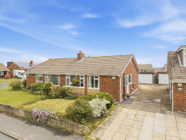 71, Coxley View, Netherton, Wakefield WF4 4NE