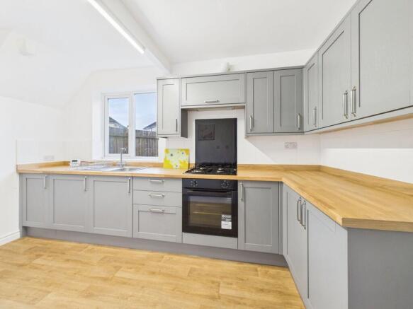 Thompson Avenue, Ormskirk, L39 photo 4