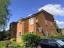 2, Palliser Court, Beacon Hill Road, Hindhead GU26 6NR