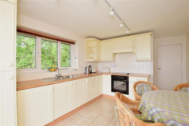 Kitchen / Breakfast Room