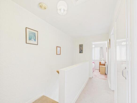 3 bed Semi-Detached for sale Image 10
