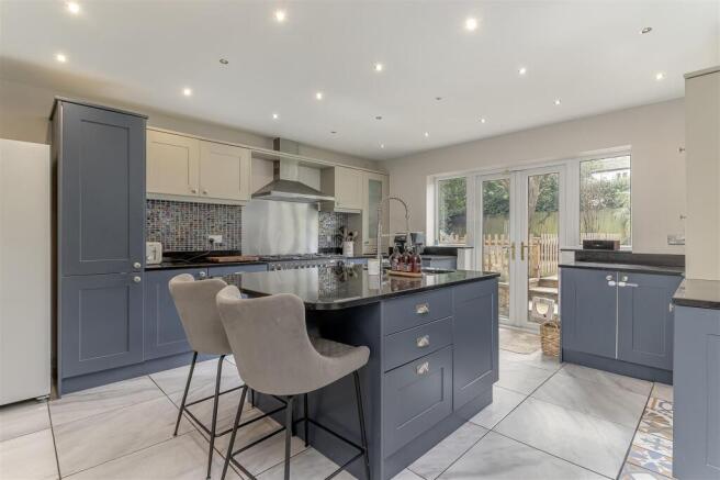 Breakfast Kitchen - D.jpg