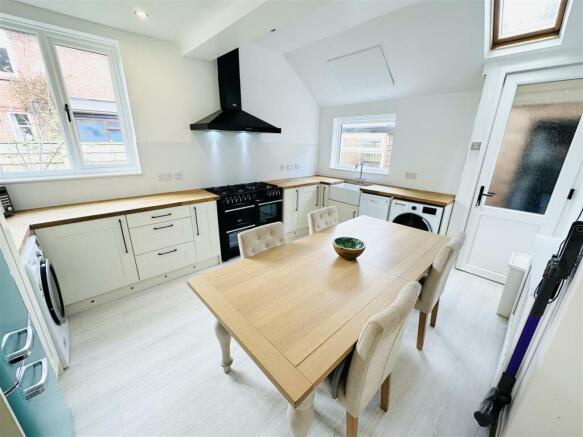 Kitchen Diner