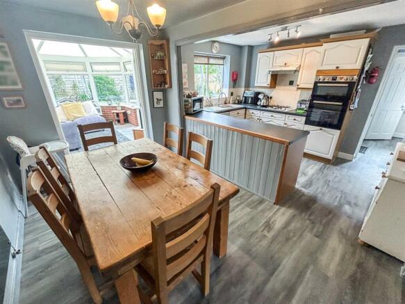 Dining Room/ Kitchen