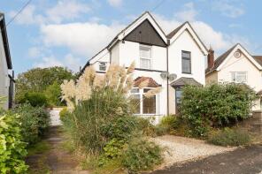 13, The Avenue, Caldicot NP26 4AB
