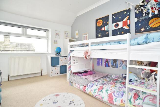 3 bed House for sale Image 9
