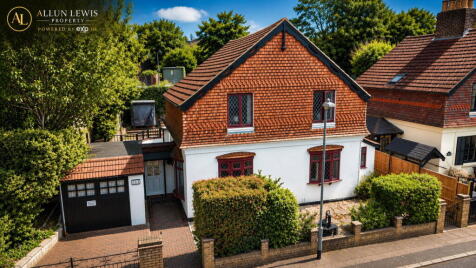 Castlemount Road, Dover, CT16 1SP