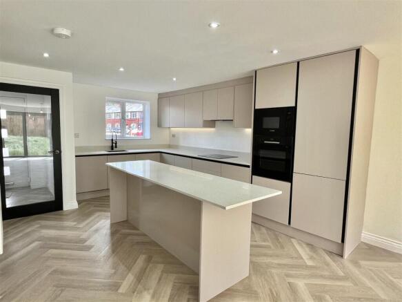 Open Plan Living/Dining/Kitchen