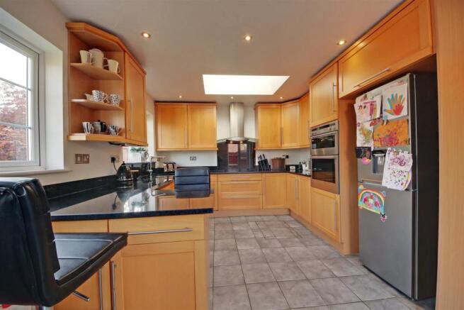 Kitchen Diner.jpg