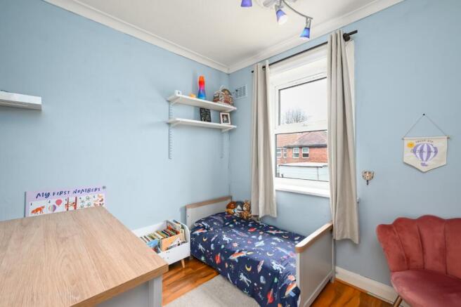 3 bed Terraced for sale Image 10
