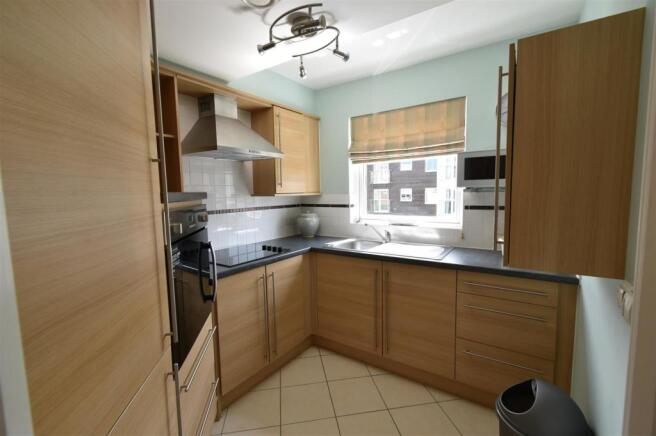Kitchen: