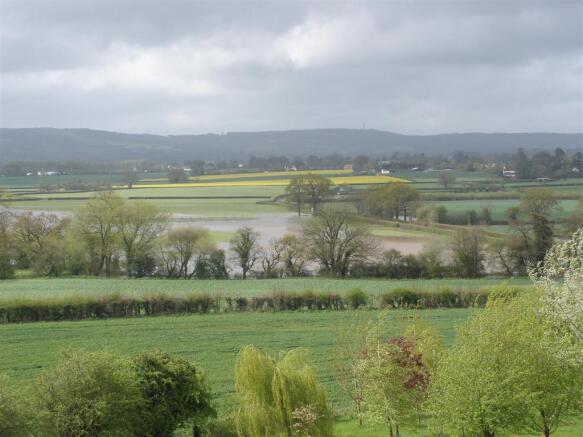 33Autumn floods.JPG