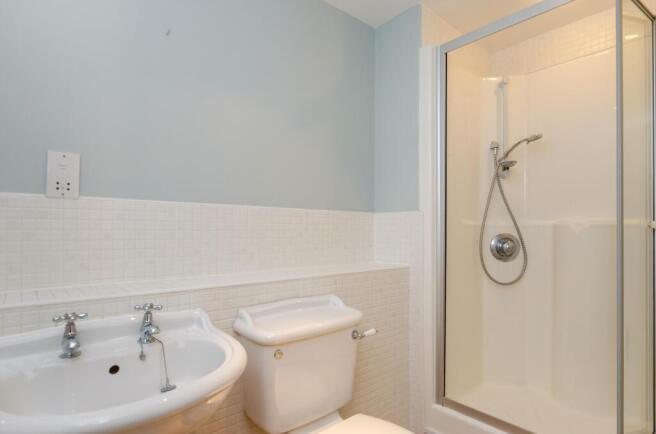 2 bed Flat to rent Image 9