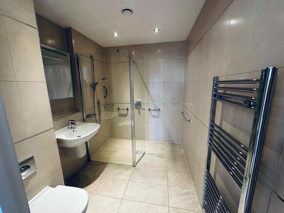 Ensuite