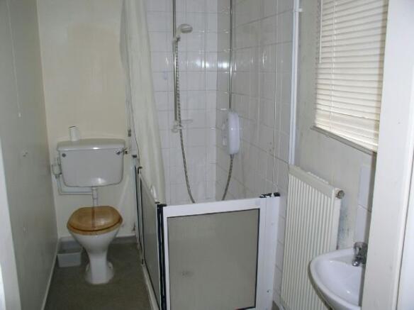 Ground Floor Shower
