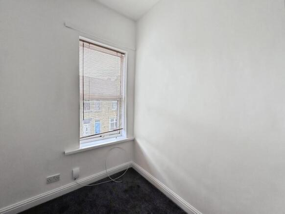 2 bed Terraced for sale Image 5