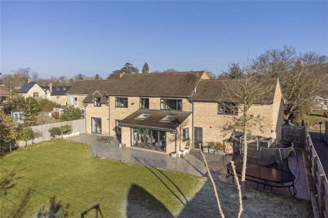 21 Noverton Lane