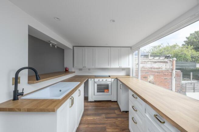 122 Lucknow Road-8