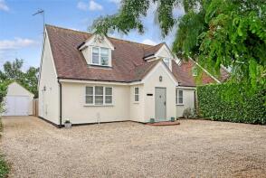 Rooksdown, Chelmsford Road, Dunmow CM6 3ET