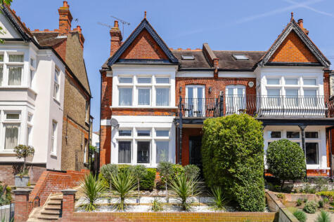 Canewdon Road, Westcliff-on-sea, SS0
