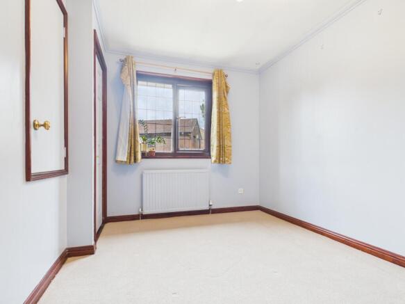 4 bed Detached to rent Image 10