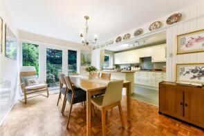 13, Hillview, West Wimbledon, London SW20 0TA