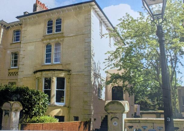 21 Westfield Park